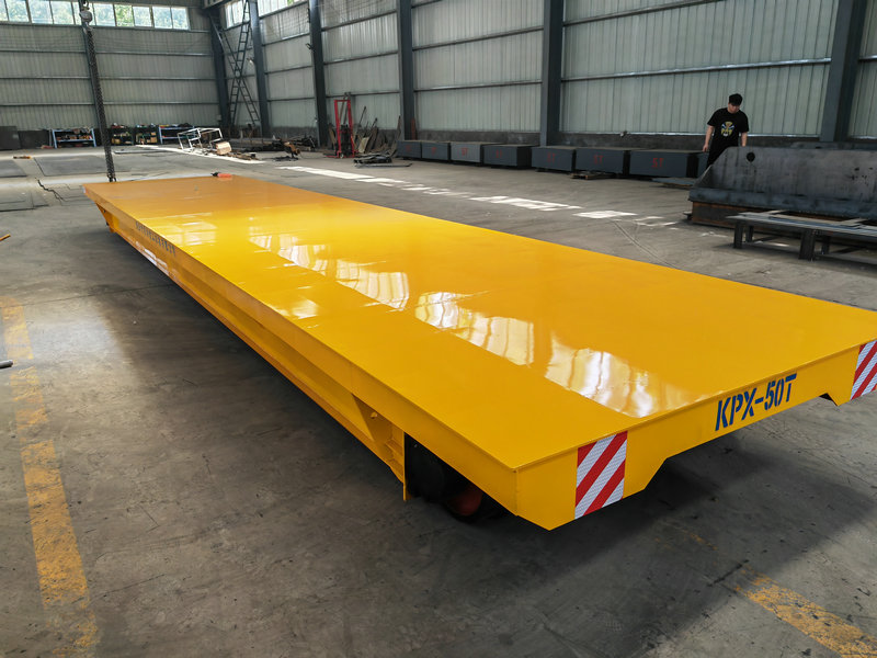 50 Tonnen maßgeschneiderter Materialbahntransportwagen